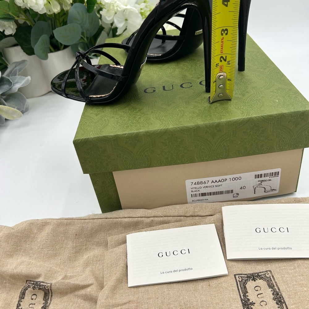 Women's Gucci, patent leather ankle strap, heeled sandals size 40 made in Italy - Picture 12 of 12